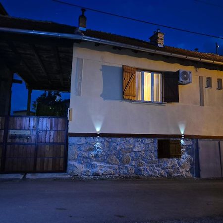 Konak -Guest House -Ramonda Serbika Ni Екстериор снимка