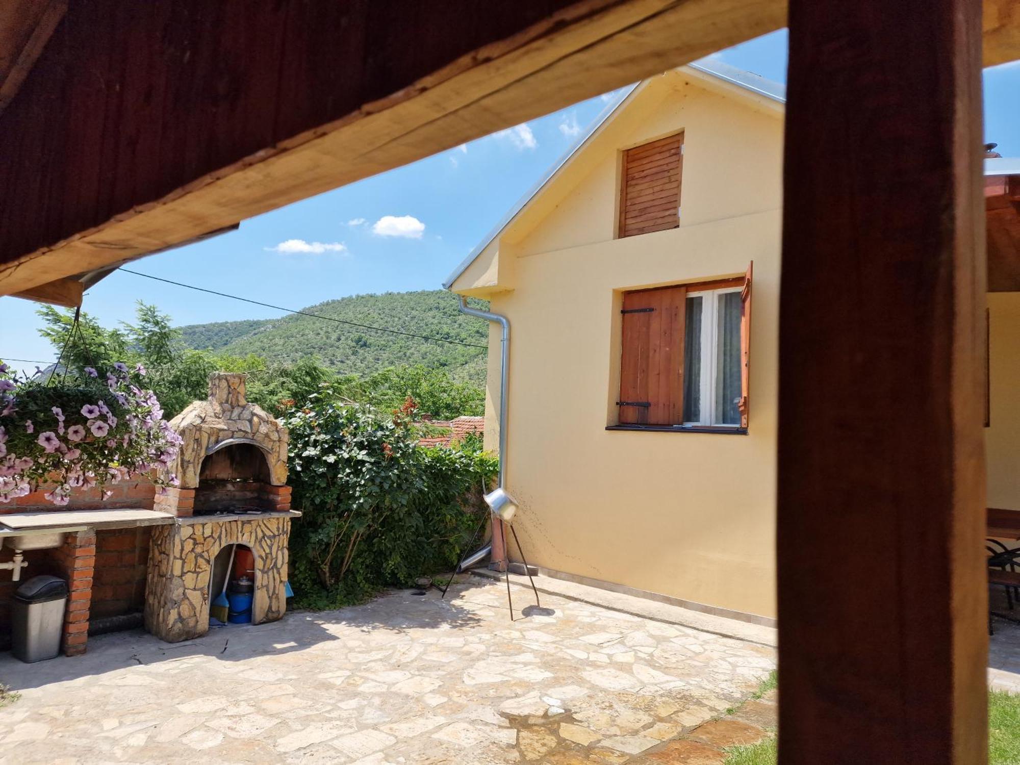 Konak -Guest House -Ramonda Serbika Ni Екстериор снимка